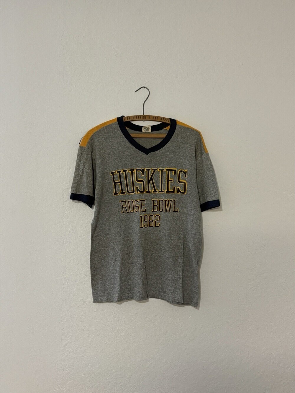 Vintage Washington Huskies 1982 Rose Bowl Ringer Football Shirt USA Mens Medium